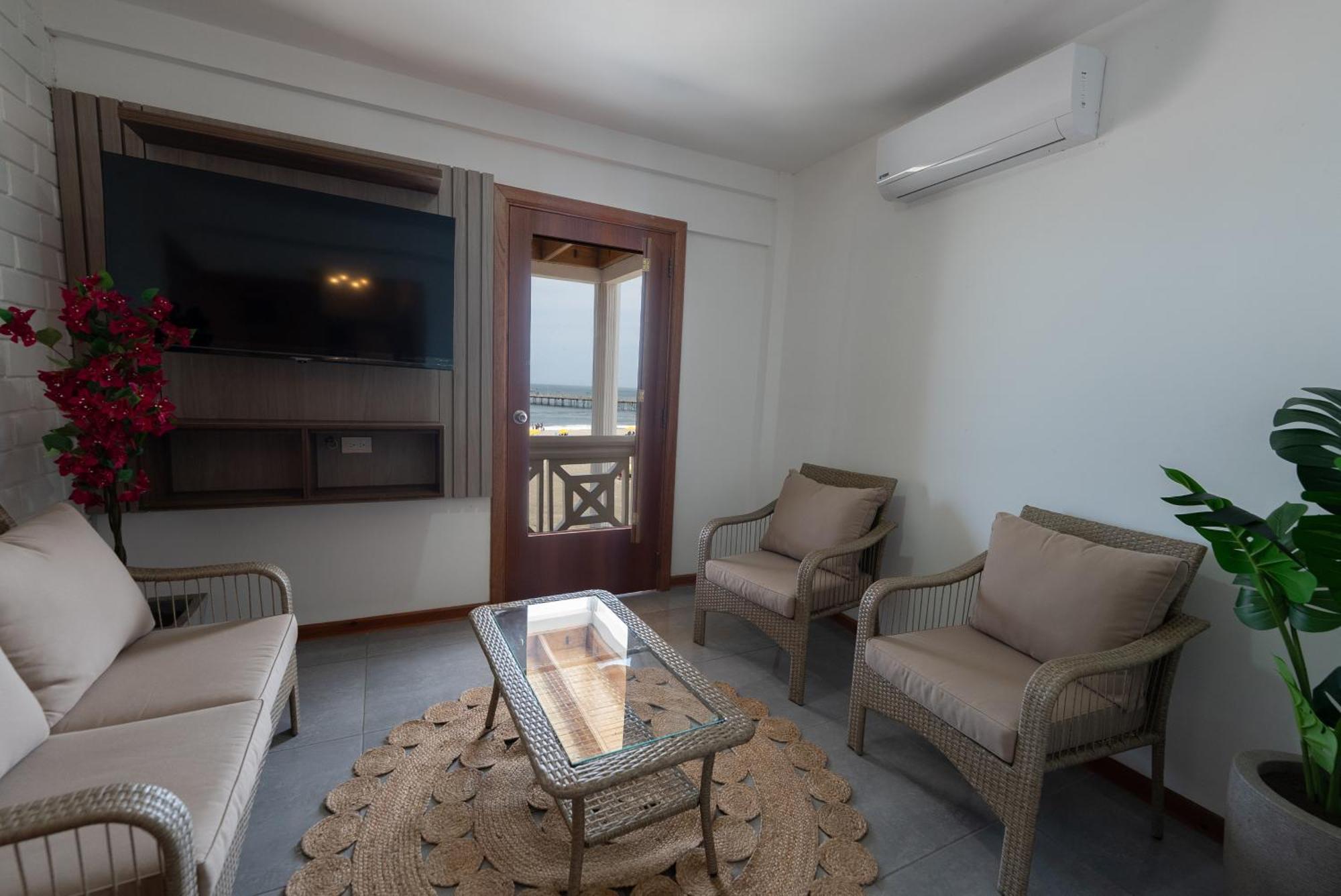 La Estacion Gran Hotel Pacasmayo Εξωτερικό φωτογραφία